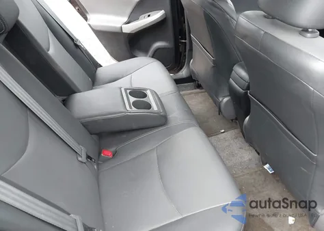 2015 Toyota Prius Four z USA, uszkodzony, nr VIN JTDKN3DU4F1867686